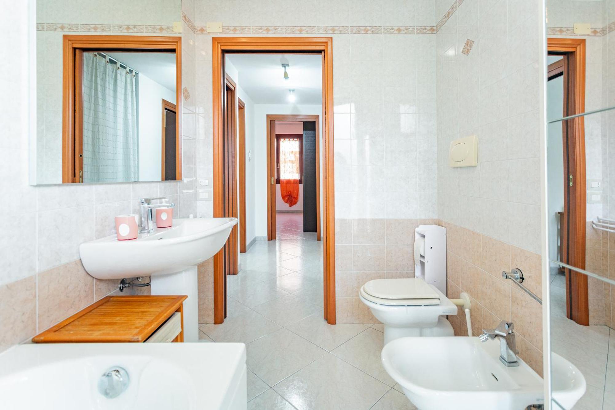 Maison Gabriel Кальяри Экстерьер фото