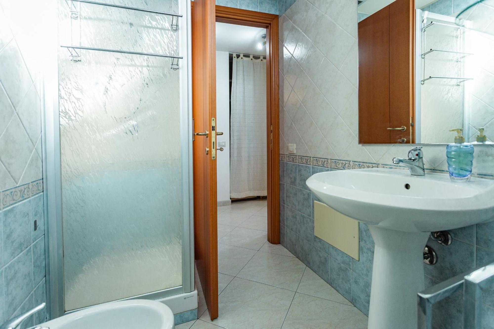 Maison Gabriel Кальяри Экстерьер фото